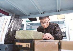 戏精快递小哥娱乐吃瓜酱,娱乐吃瓜酱带你笑翻天