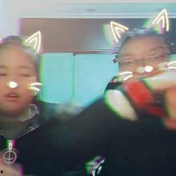 吃瓜娱乐手势舞,跟随吃瓜娱乐手势舞，一起摇摆快乐时光